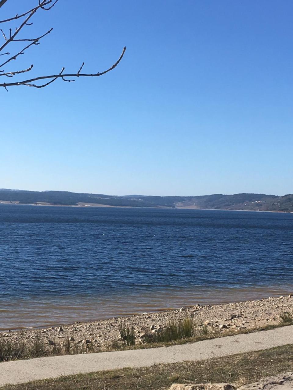 Appart'Hotel Les Lofts Du Grand Lac De Lozere Langogne Bagian luar foto